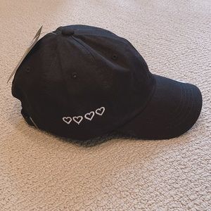 Heart detail hat